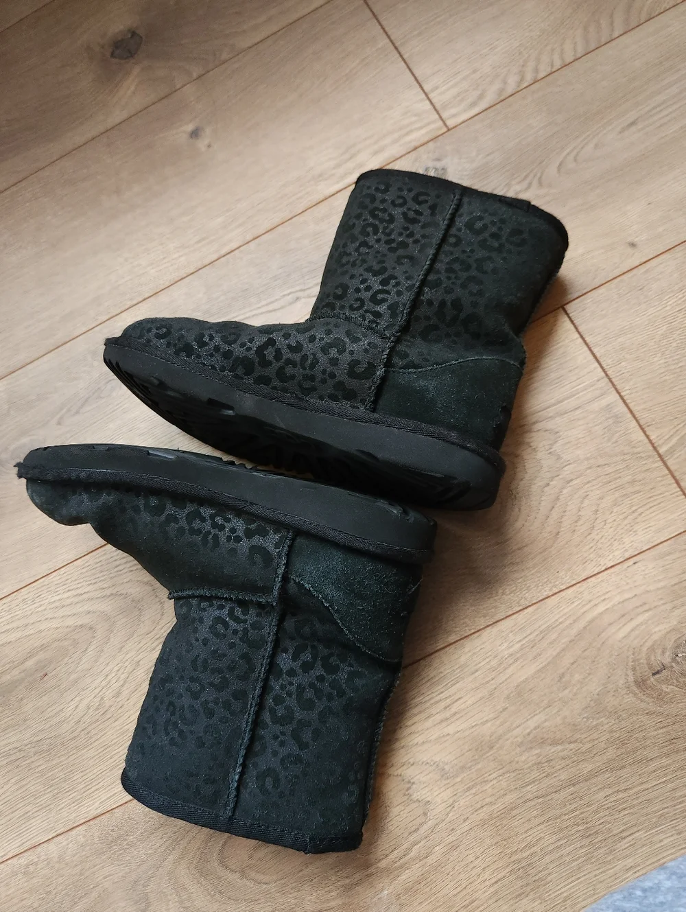 Size 3 Girls Cheetah Print UGG Boots